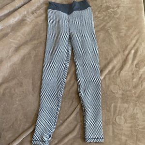 Peachy Bunz Workout Leggings